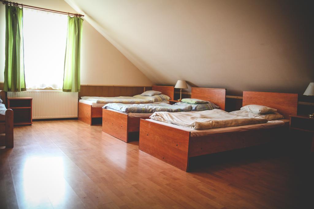 Borostyánkert Étterem&Vendégház Sitke Esterno foto