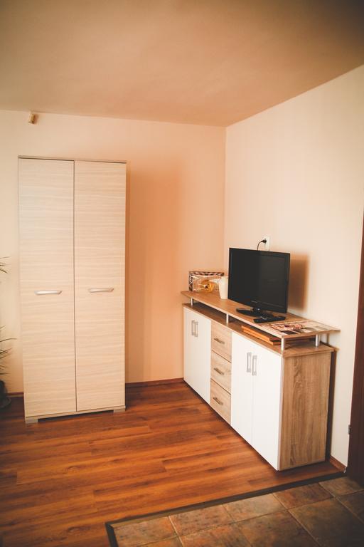 Borostyánkert Étterem&Vendégház Sitke Esterno foto