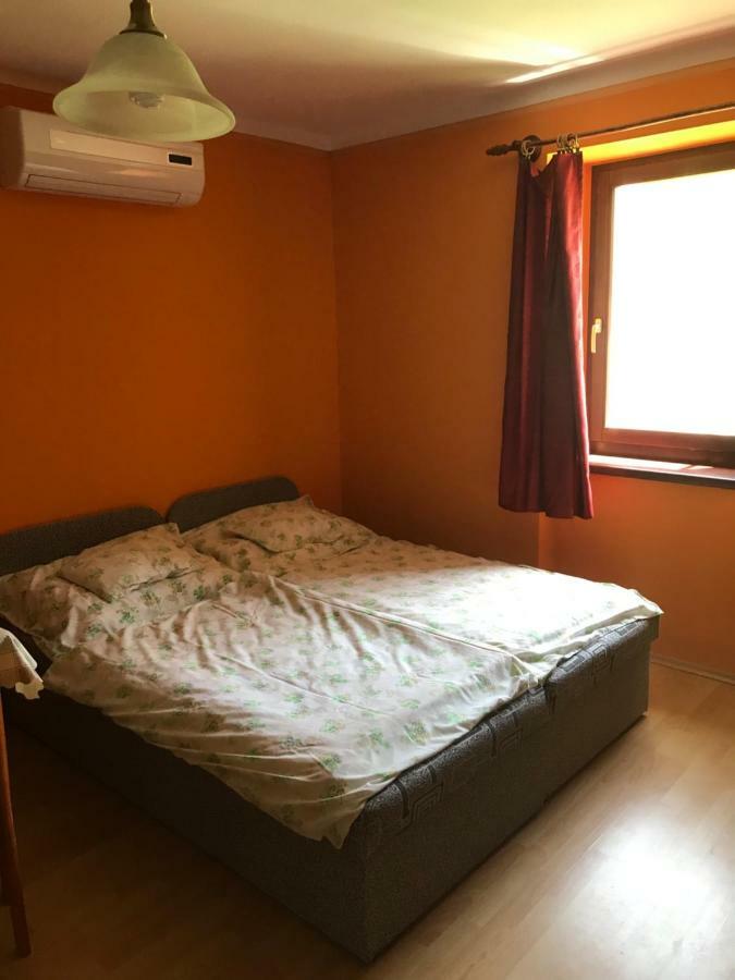 Borostyánkert Étterem&Vendégház Sitke Esterno foto